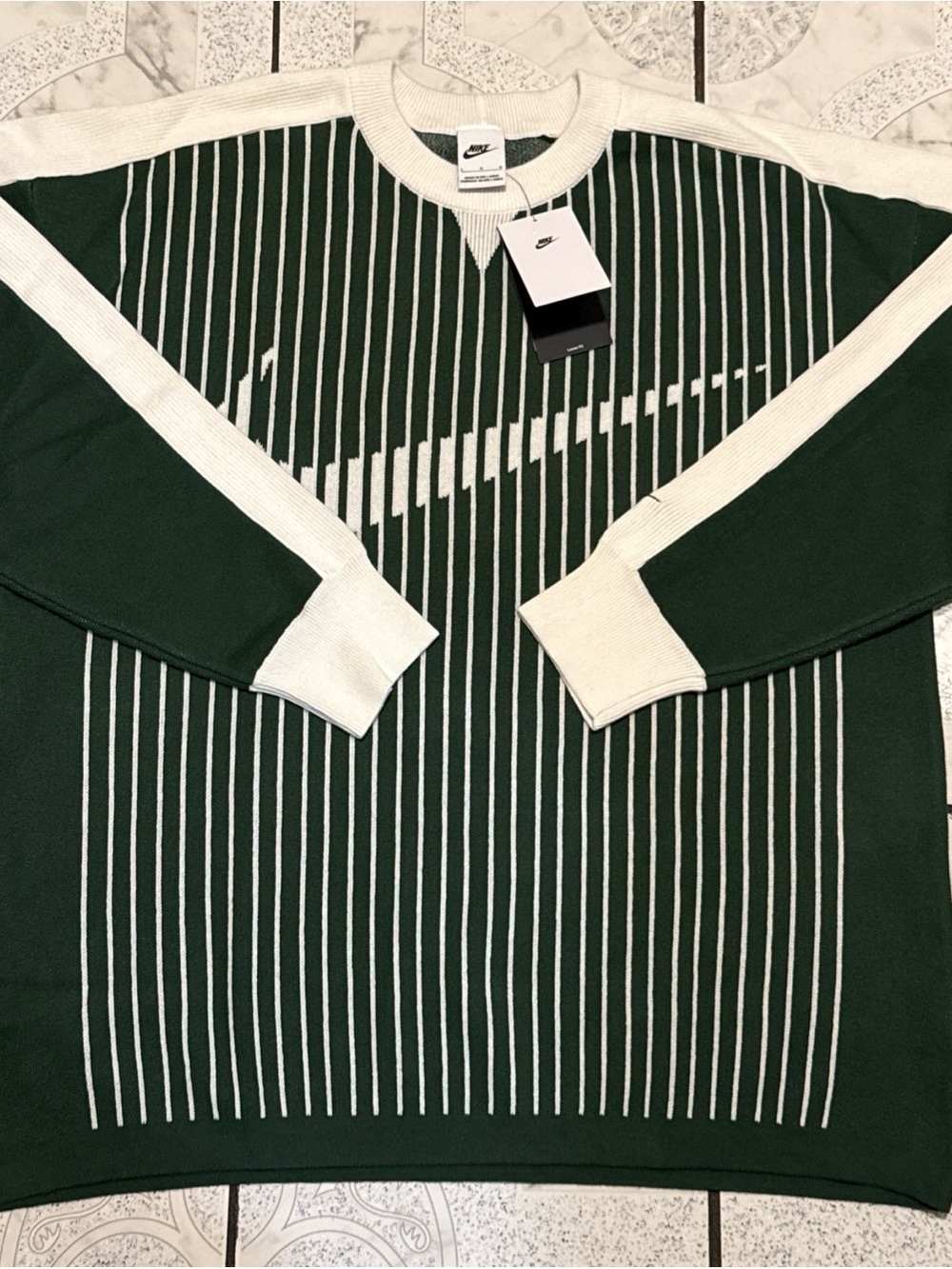 New Nike Sportswear Club Jersey Crew Sweater Green Men's Size Large II1196-323